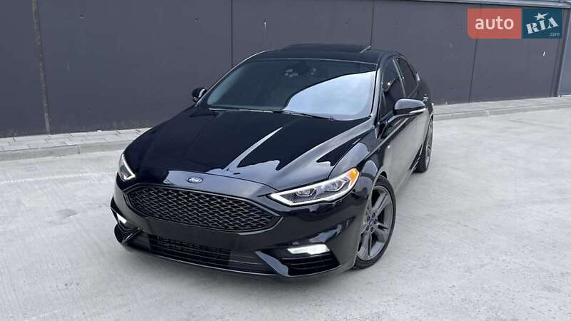 Фото Ford Fusion з оголошення AUTO.RIA