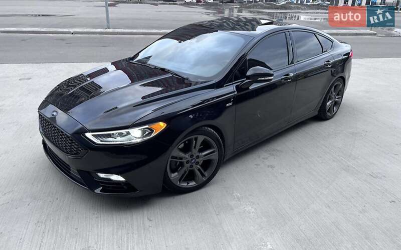 Фото Ford Fusion з оголошення AUTO.RIA