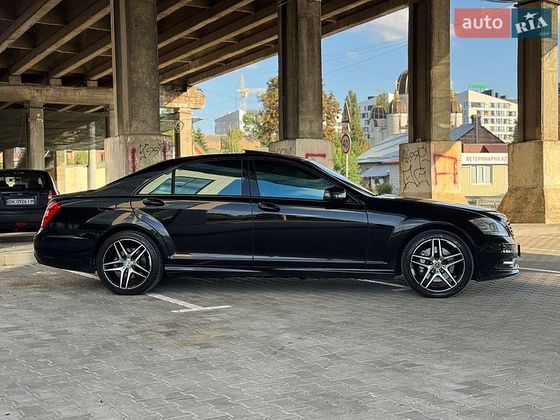 Фото Mercedes-Benz S-Class з оголошення AUTO.RIA
