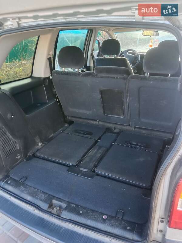 Фото Opel Zafira з оголошення AUTO.RIA