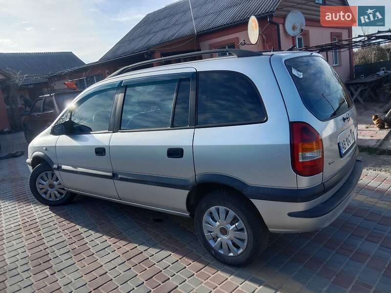 Фото Opel Zafira з оголошення AUTO.RIA