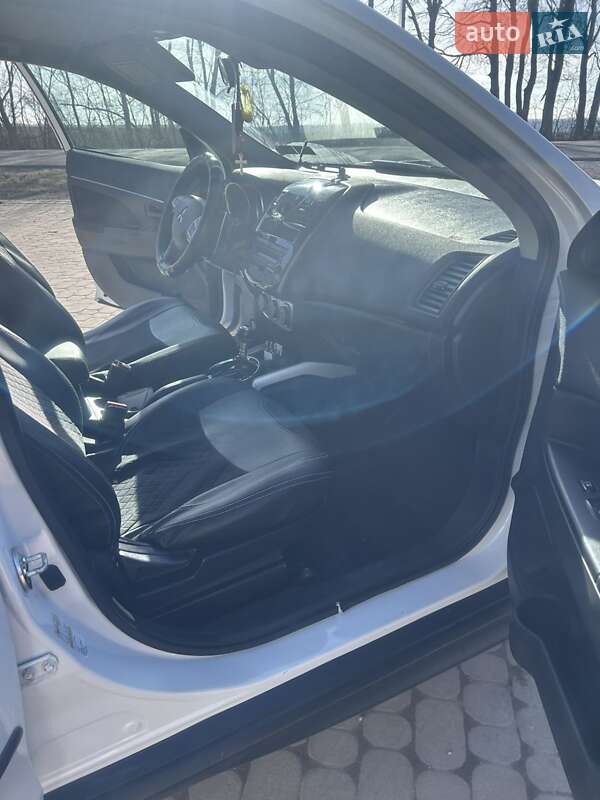 Фото Mitsubishi Outlander з оголошення AUTO.RIA