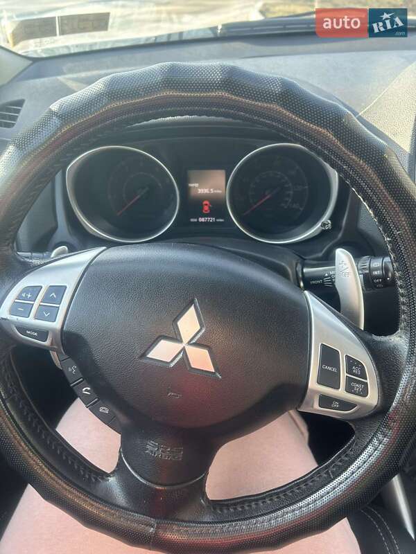 Фото Mitsubishi Outlander з оголошення AUTO.RIA