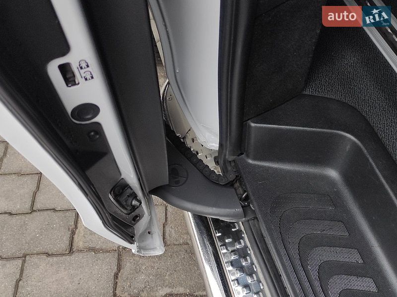 Фото Mercedes-Benz Vito з оголошення AUTO.RIA
