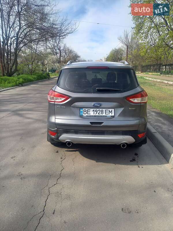Фото Ford Kuga з оголошення AUTO.RIA