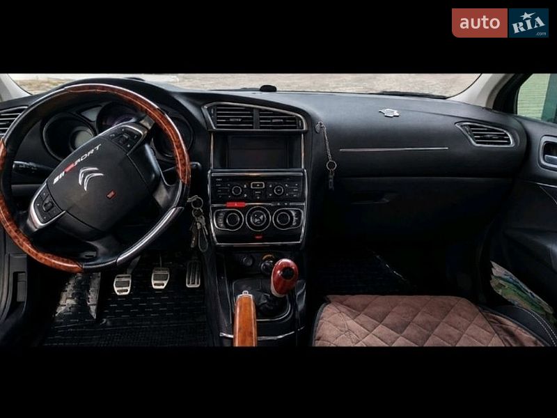 Фото Citroen C4 з оголошення AUTO.RIA