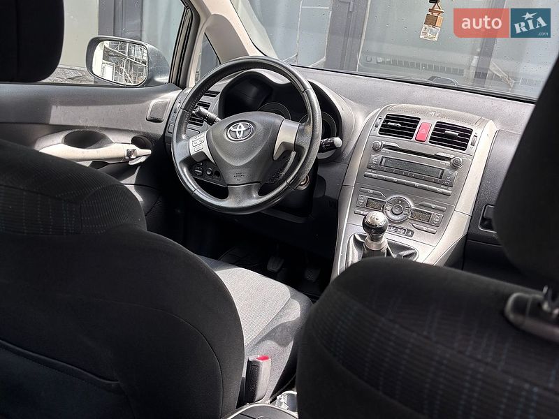 Фото Toyota Auris з оголошення AUTO.RIA