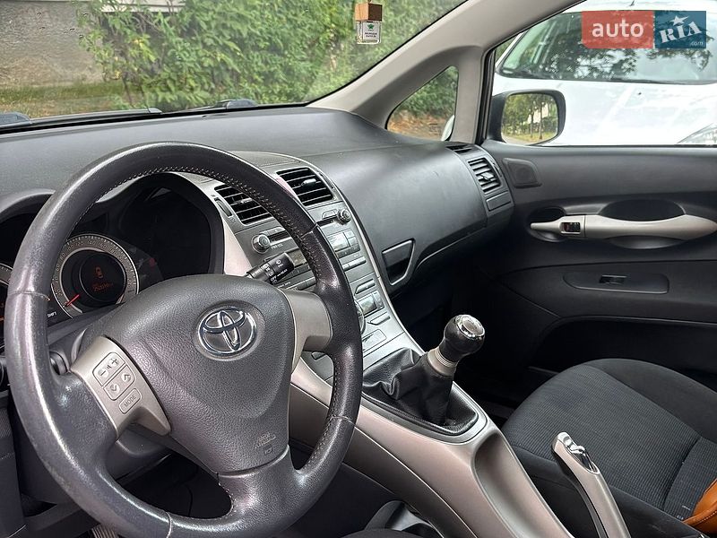 Фото Toyota Auris з оголошення AUTO.RIA