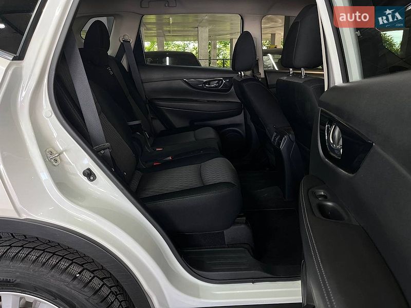Фото Nissan X-Trail з оголошення AUTO.RIA