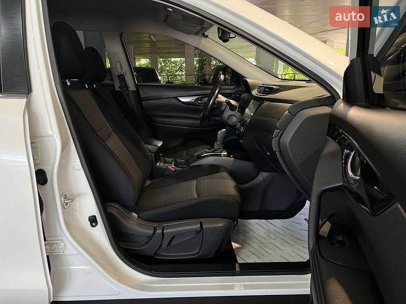 Фото Nissan X-Trail з оголошення AUTO.RIA