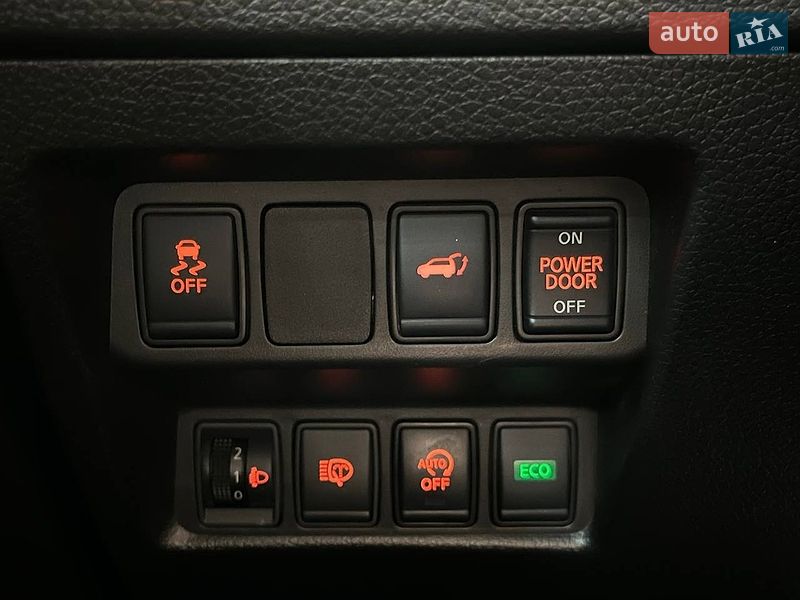 Фото Nissan X-Trail з оголошення AUTO.RIA