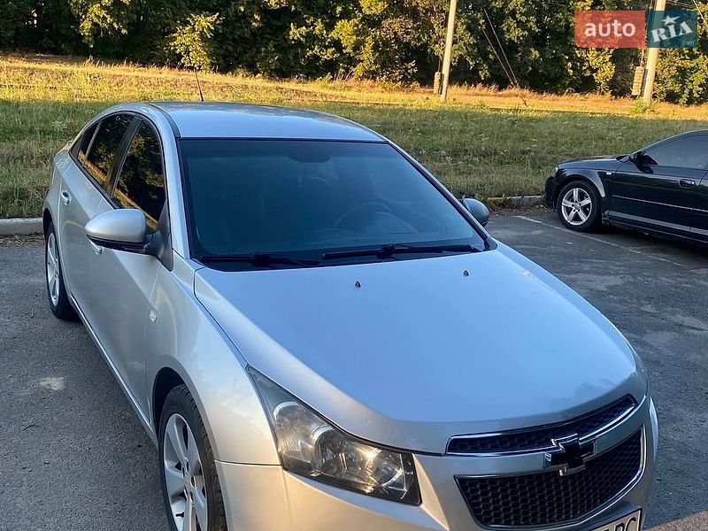 Фото Chevrolet Cruze з оголошення AUTO.RIA