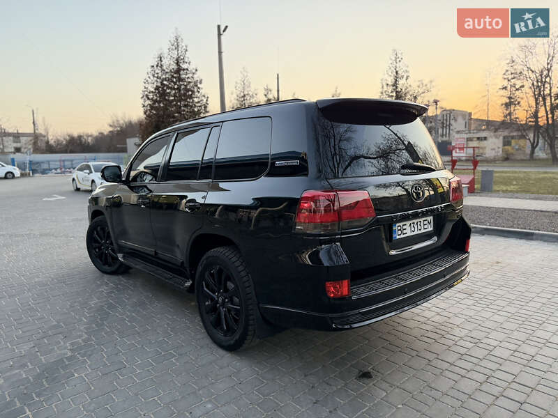 Фото Toyota Land Cruiser з оголошення AUTO.RIA
