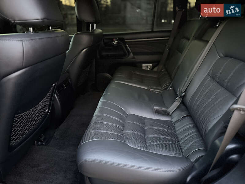 Фото Toyota Land Cruiser з оголошення AUTO.RIA