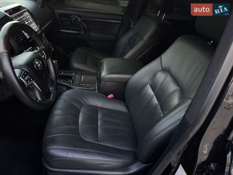 Фото Toyota Land Cruiser з оголошення AUTO.RIA