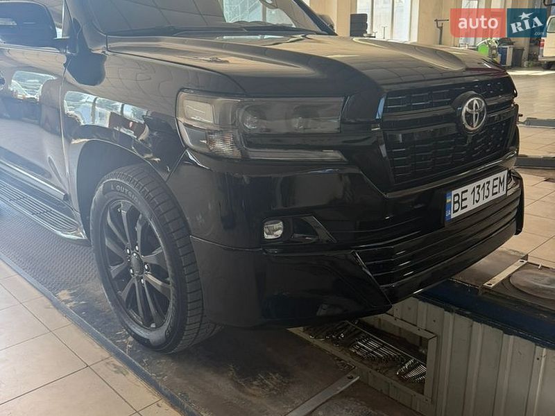 Фото Toyota Land Cruiser з оголошення AUTO.RIA