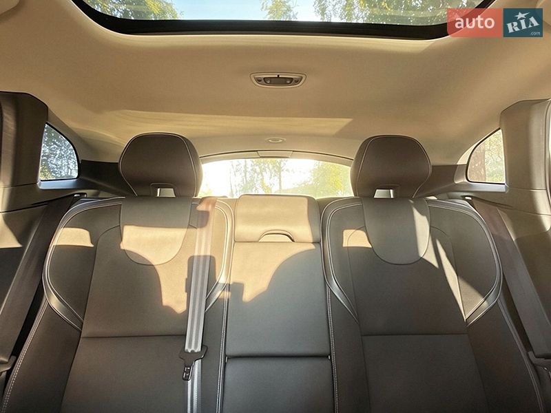 Фото Volvo V40 з оголошення AUTO.RIA