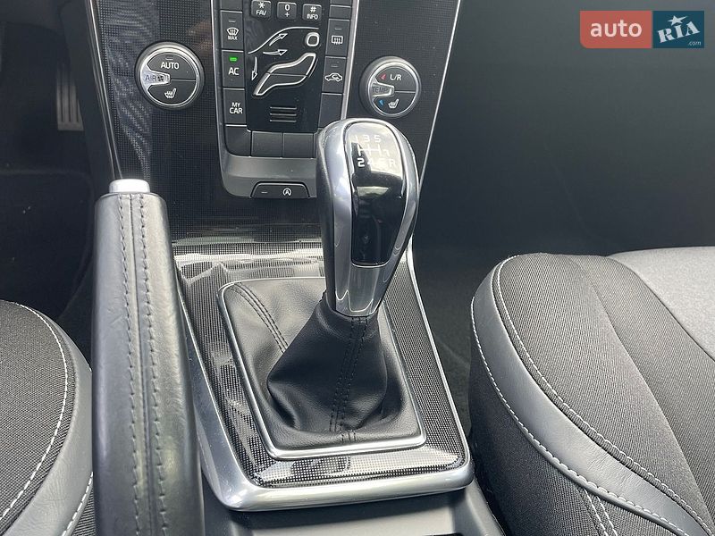 Фото Volvo V40 з оголошення AUTO.RIA