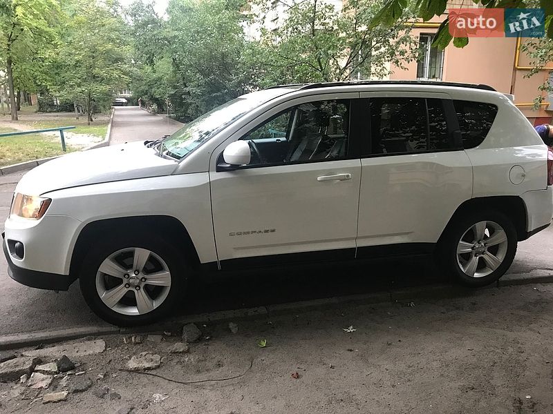 Фото Jeep Compass з оголошення AUTO.RIA