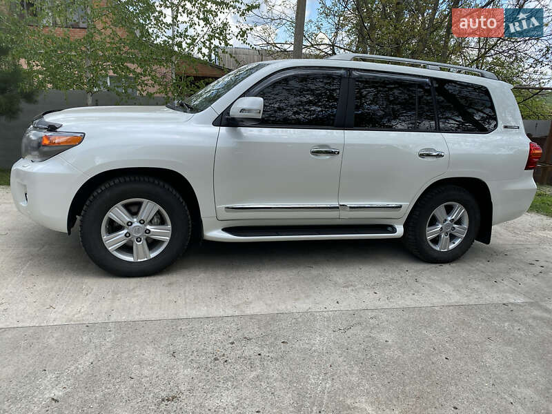 Фото Toyota Land Cruiser з оголошення AUTO.RIA