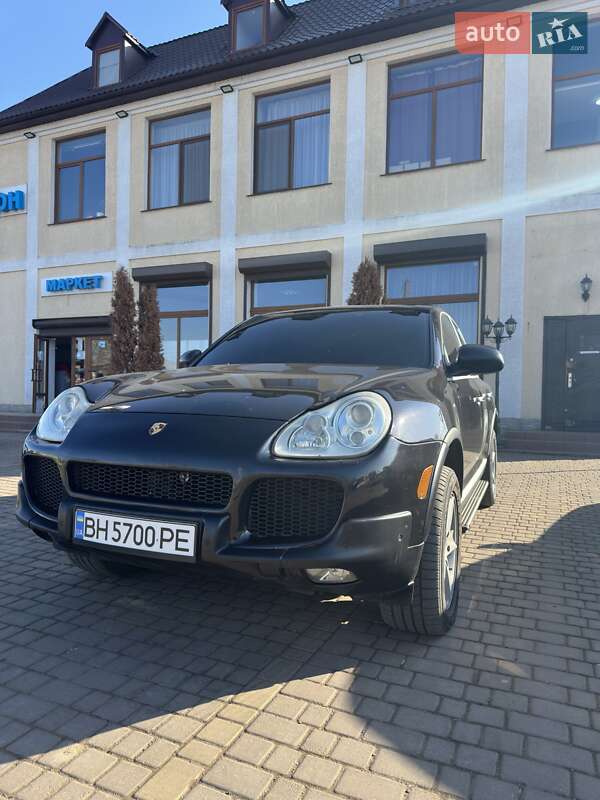 Фото Porsche Cayenne з оголошення AUTO.RIA