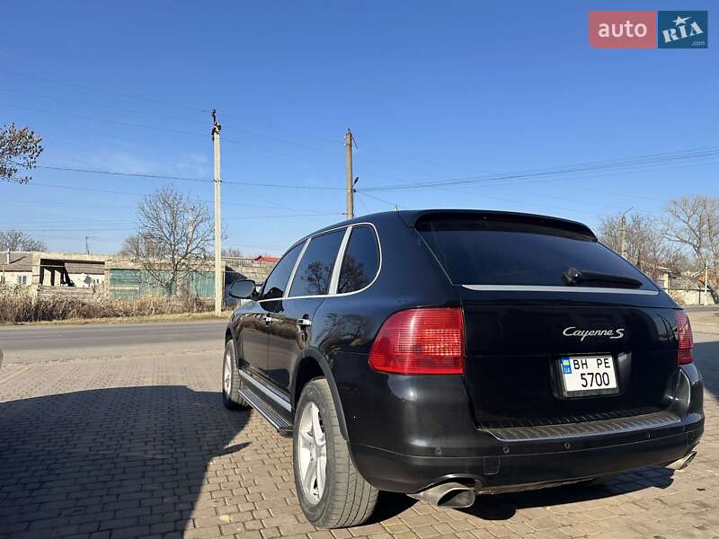Фото Porsche Cayenne з оголошення AUTO.RIA