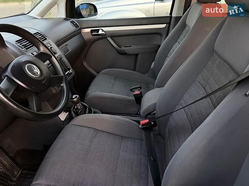 Фото Volkswagen Touran з оголошення AUTO.RIA