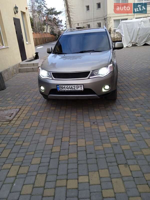 Фото Mitsubishi Outlander з оголошення AUTO.RIA