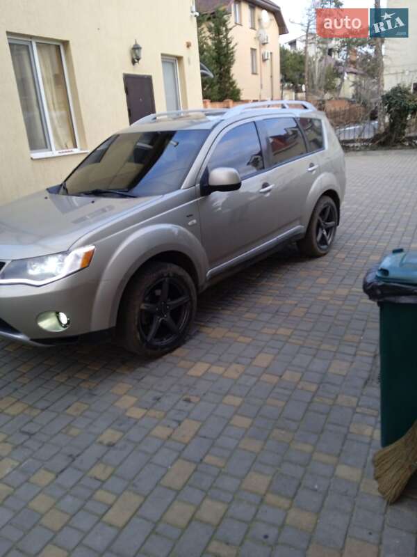 Фото Mitsubishi Outlander з оголошення AUTO.RIA