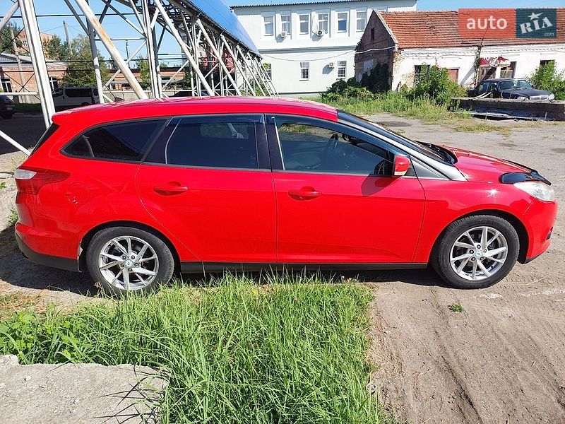 Фото Ford Focus з оголошення AUTO.RIA