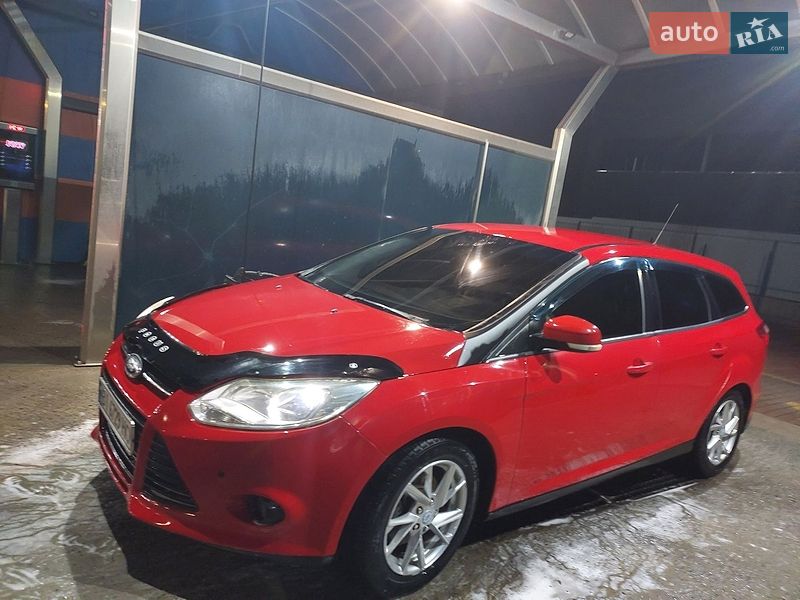 Фото Ford Focus з оголошення AUTO.RIA