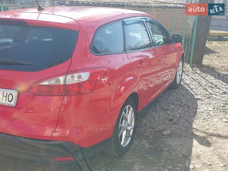 Фото Ford Focus з оголошення AUTO.RIA