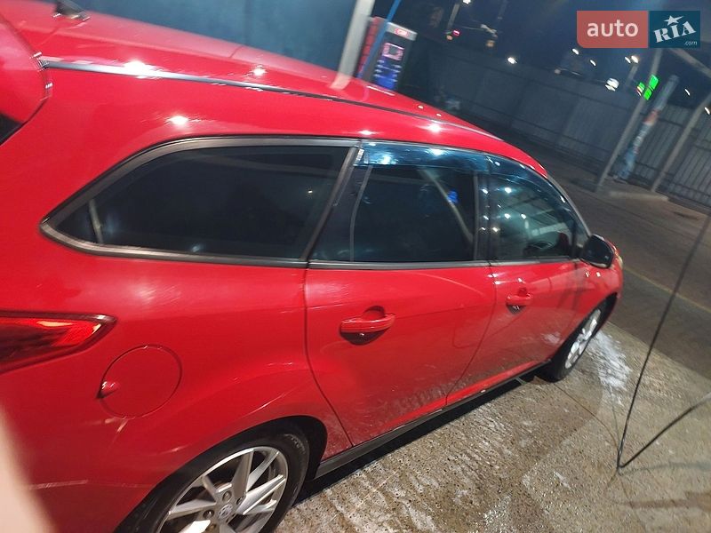 Фото Ford Focus з оголошення AUTO.RIA