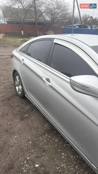 Фото Hyundai Sonata з оголошення AUTO.RIA