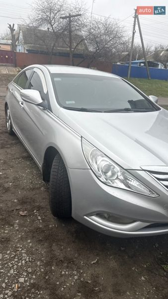 Фото Hyundai Sonata з оголошення AUTO.RIA