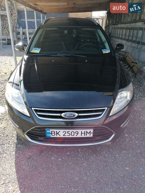 Фото Ford Mondeo з оголошення AUTO.RIA