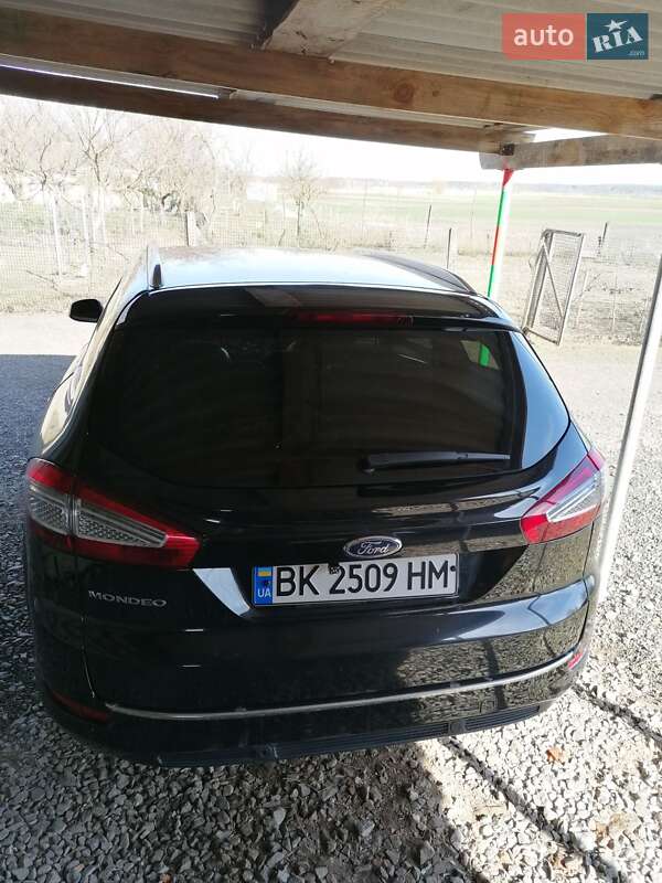 Фото Ford Mondeo з оголошення AUTO.RIA