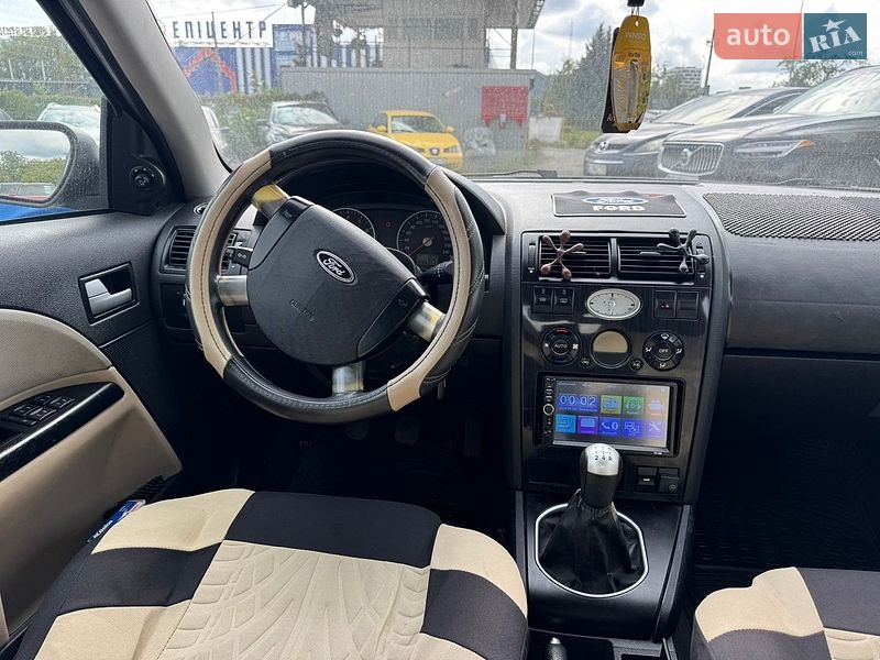 Фото Ford Mondeo з оголошення AUTO.RIA
