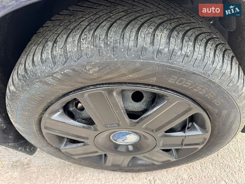 Фото Ford Mondeo з оголошення AUTO.RIA