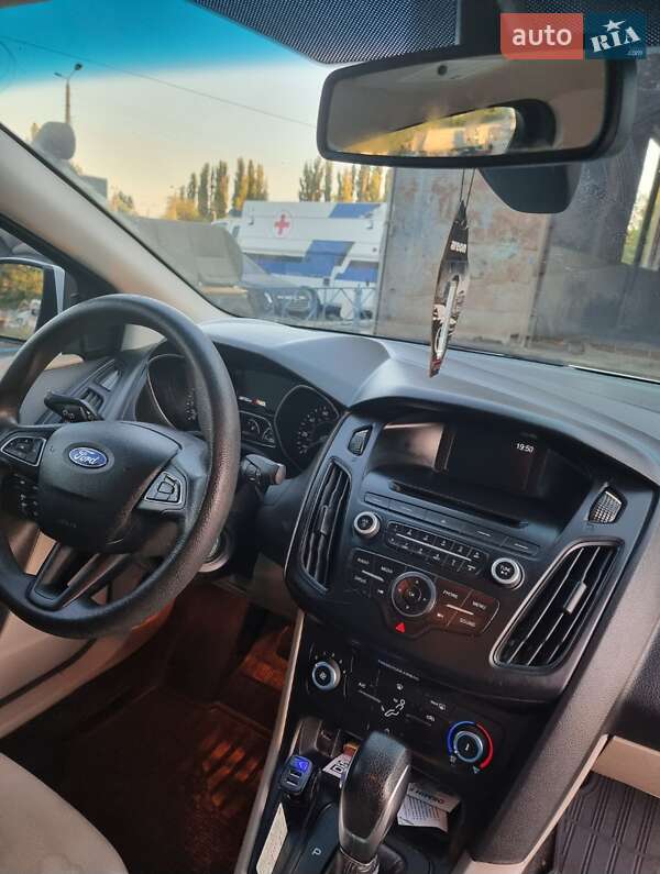 Фото Ford Focus з оголошення AUTO.RIA