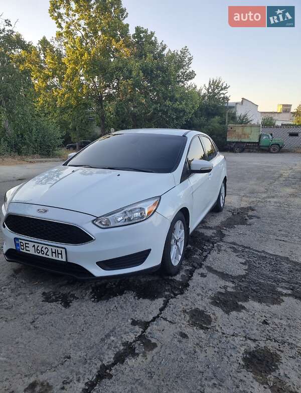 Фото Ford Focus з оголошення AUTO.RIA