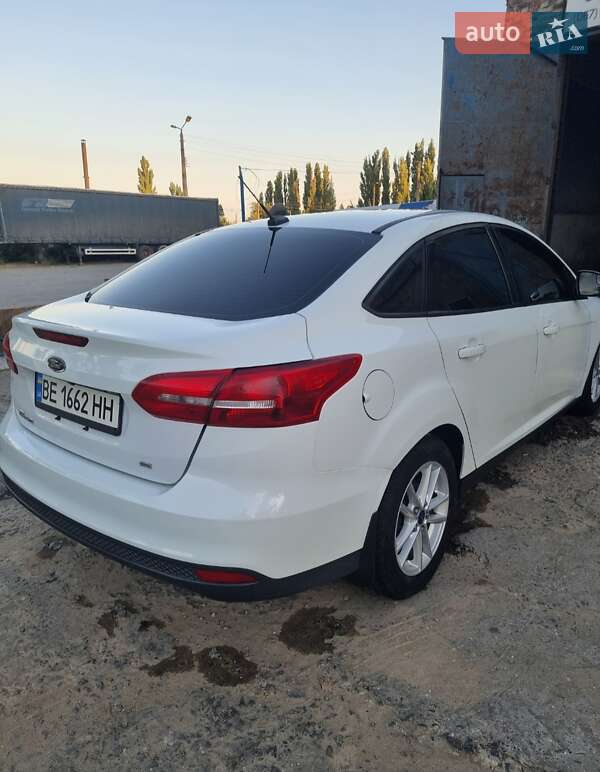 Фото Ford Focus з оголошення AUTO.RIA