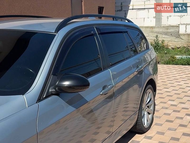 Фото BMW 3 Series з оголошення AUTO.RIA