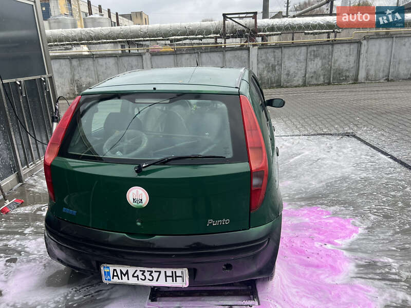 Фото Fiat Punto з оголошення AUTO.RIA