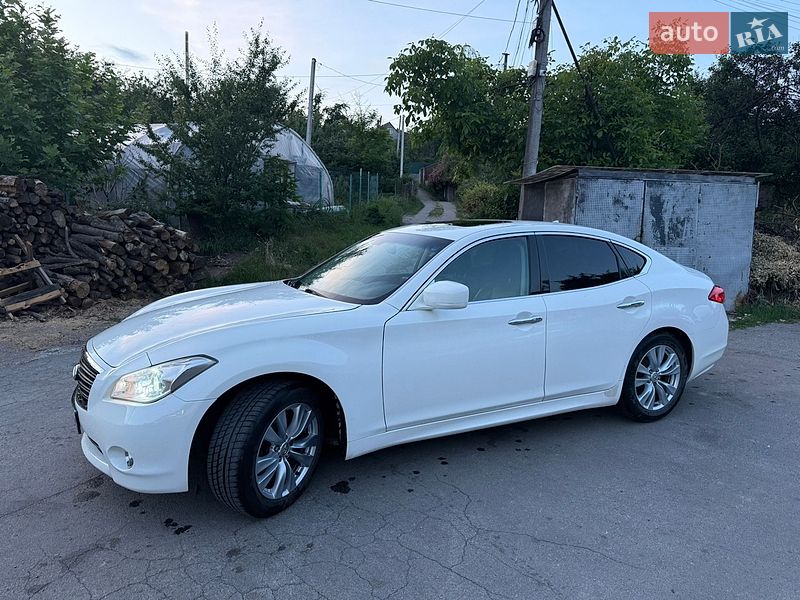 Фото Infiniti M37 з оголошення AUTO.RIA
