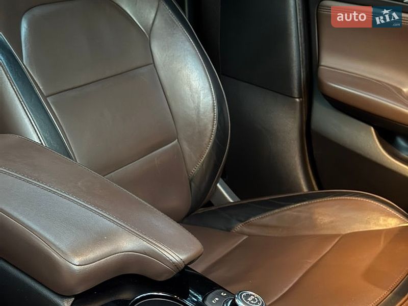Фото Infiniti QX30 з оголошення AUTO.RIA
