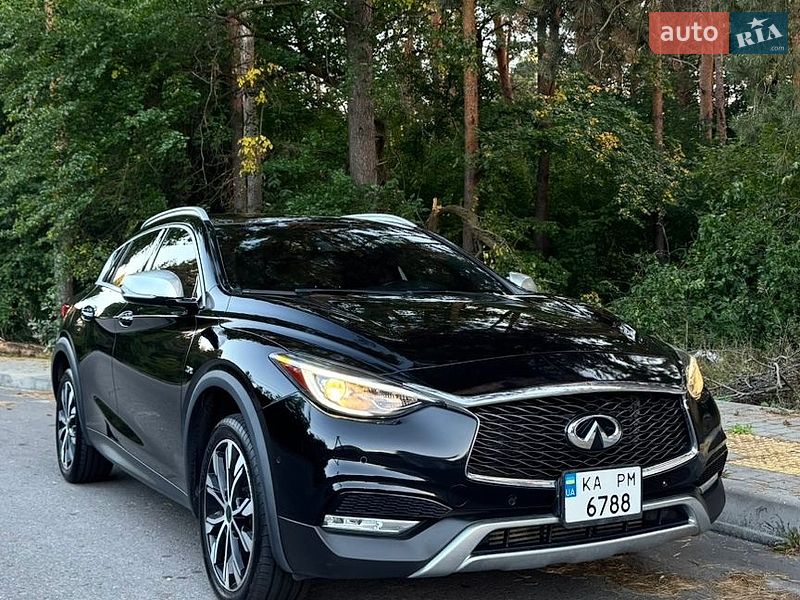 Фото Infiniti QX30 з оголошення AUTO.RIA