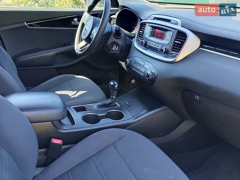 Фото Kia Sorento з оголошення AUTO.RIA