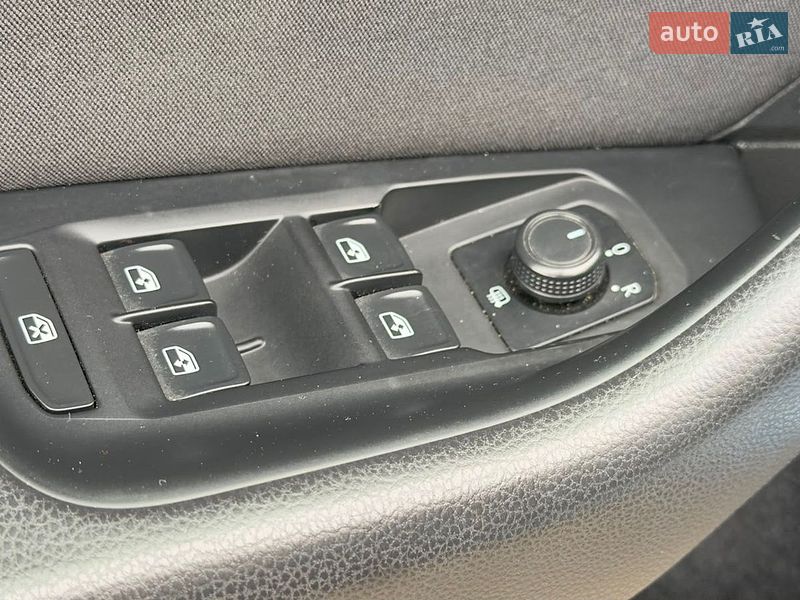 Фото Volkswagen Passat з оголошення AUTO.RIA