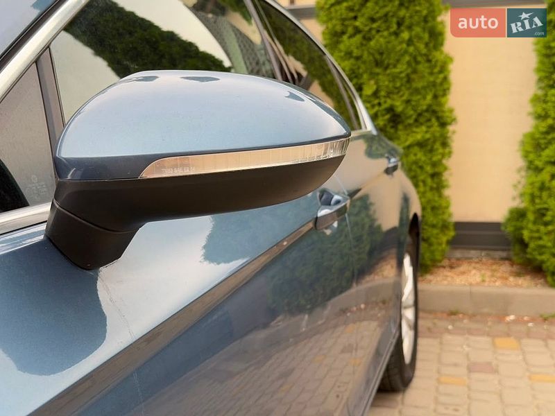 Фото Volkswagen Passat з оголошення AUTO.RIA